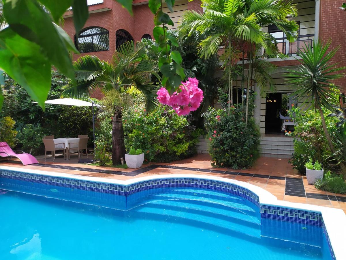 Villa Mia Abidjan Bagian luar foto