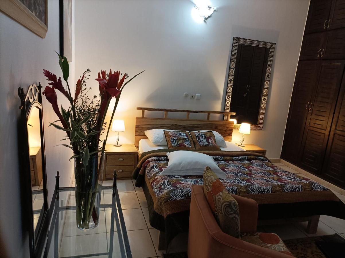 Villa Mia Abidjan Bagian luar foto